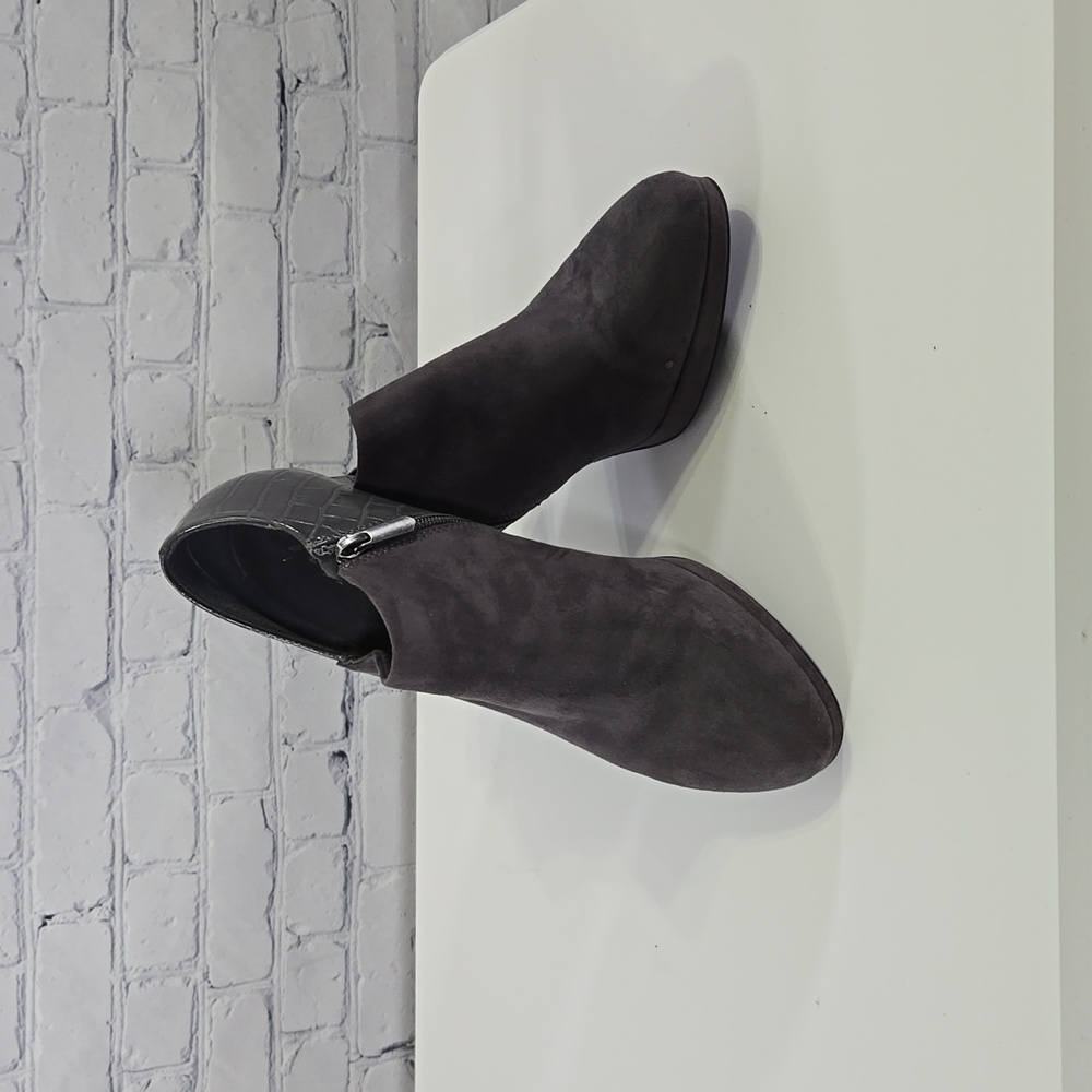 Xappeal Ayla Grey Bootie Size 10